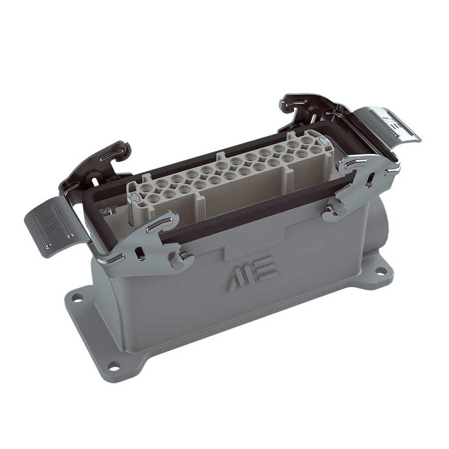  Mete Enerji 24x16a Ip65 Çoklu Duvar Prizi Metal Mandallı 24p+e 403046s